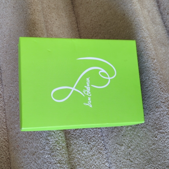 NIB Sam Edelman Daniella Black Suede Heel, Size 8.5 - Picture 3 of 11